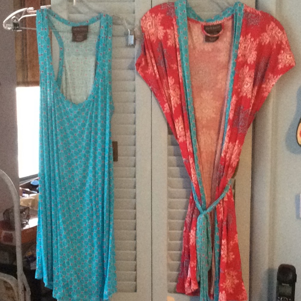 Nightgown and robe